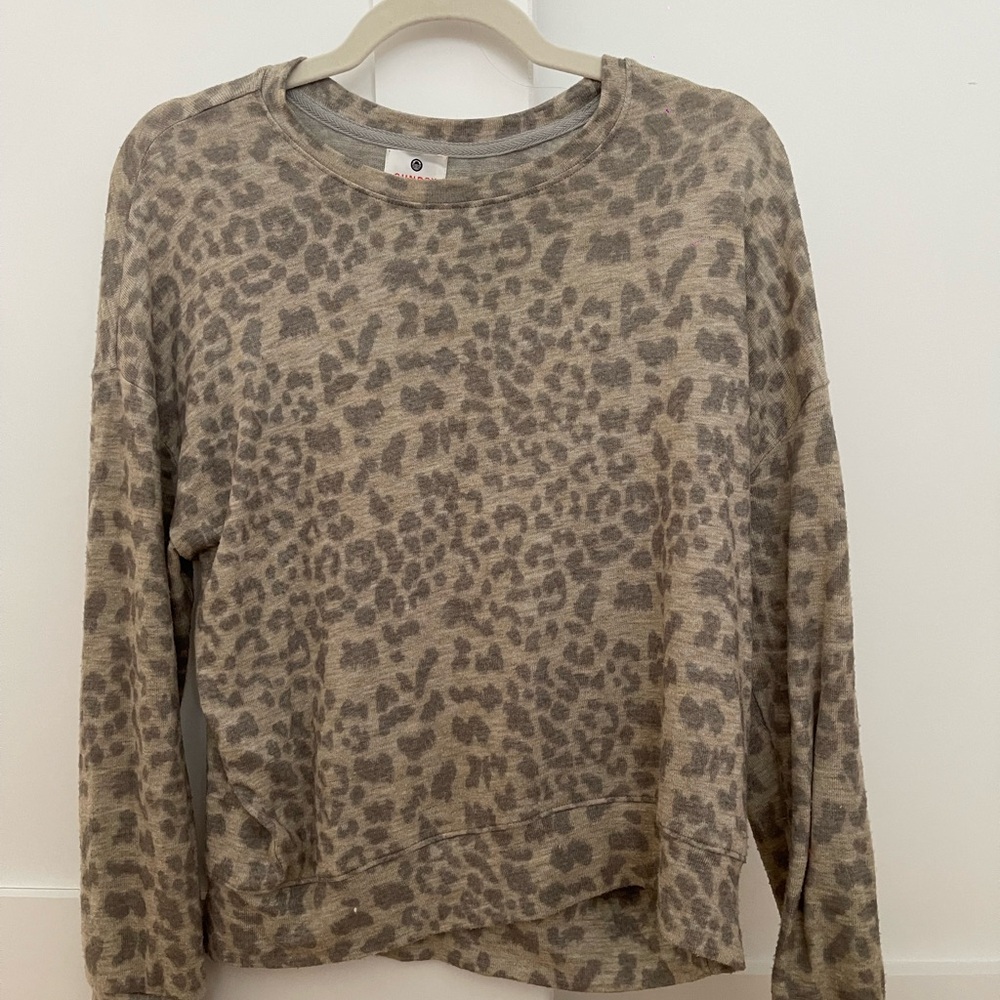 Sundry cheetah print thin sweater
